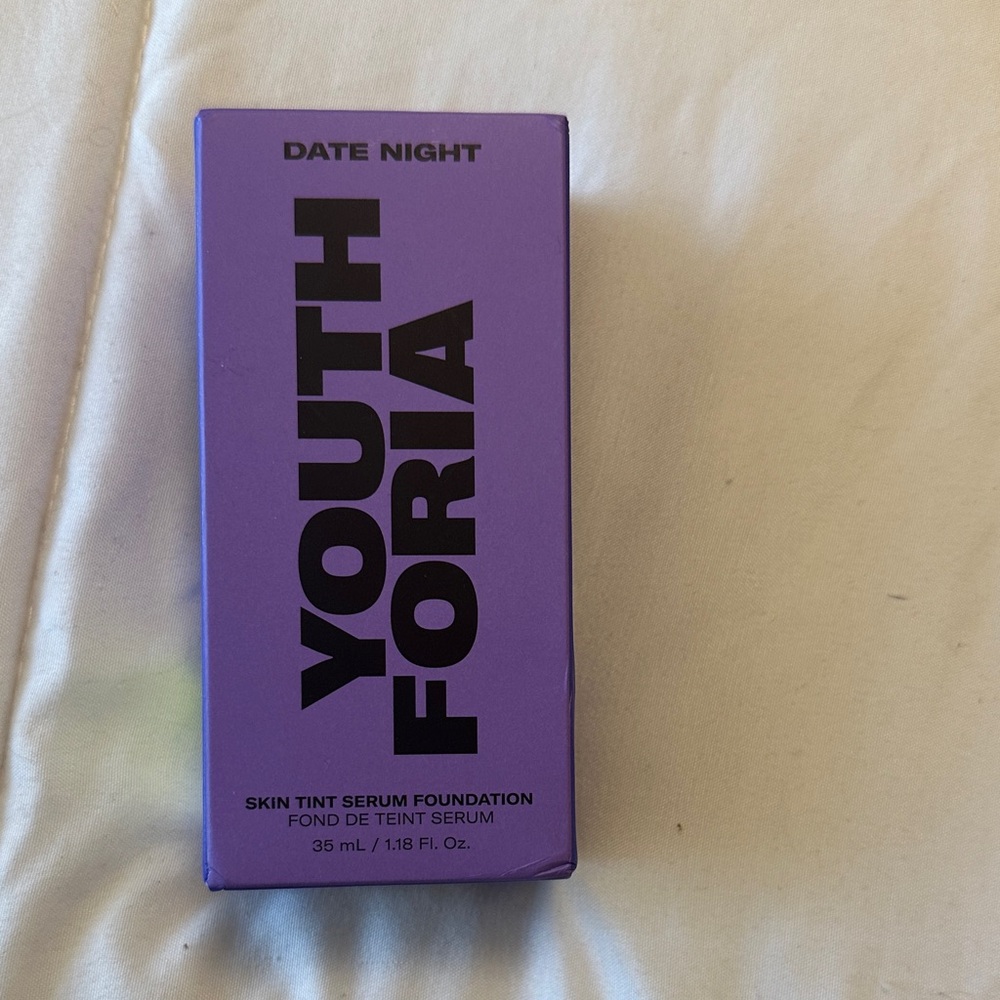 Youth Foria Date Night Skin Tint Serum Foundation 260 Light Medium